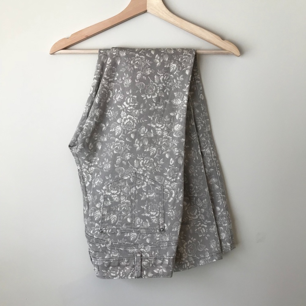 Free People Floral Skinny Jeans - Picture 2 of 5